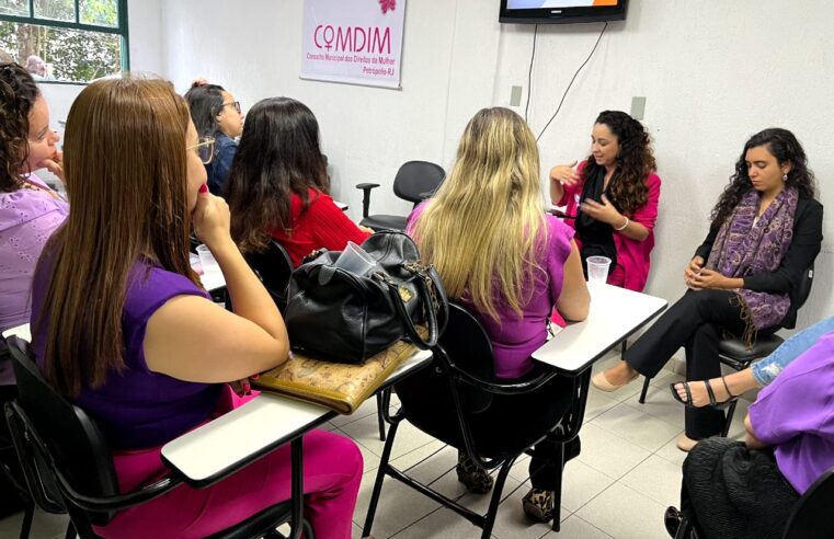 Agosto Lilás: campanha de combate à violência contra a mulher, em Petrópolis, marca os 17 anos da Lei Maria da Penha