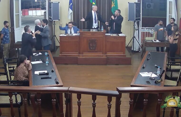 Votação de projeto sobre subsídios as empresas de transporte público em Paraíba do Sul termina em confusão
