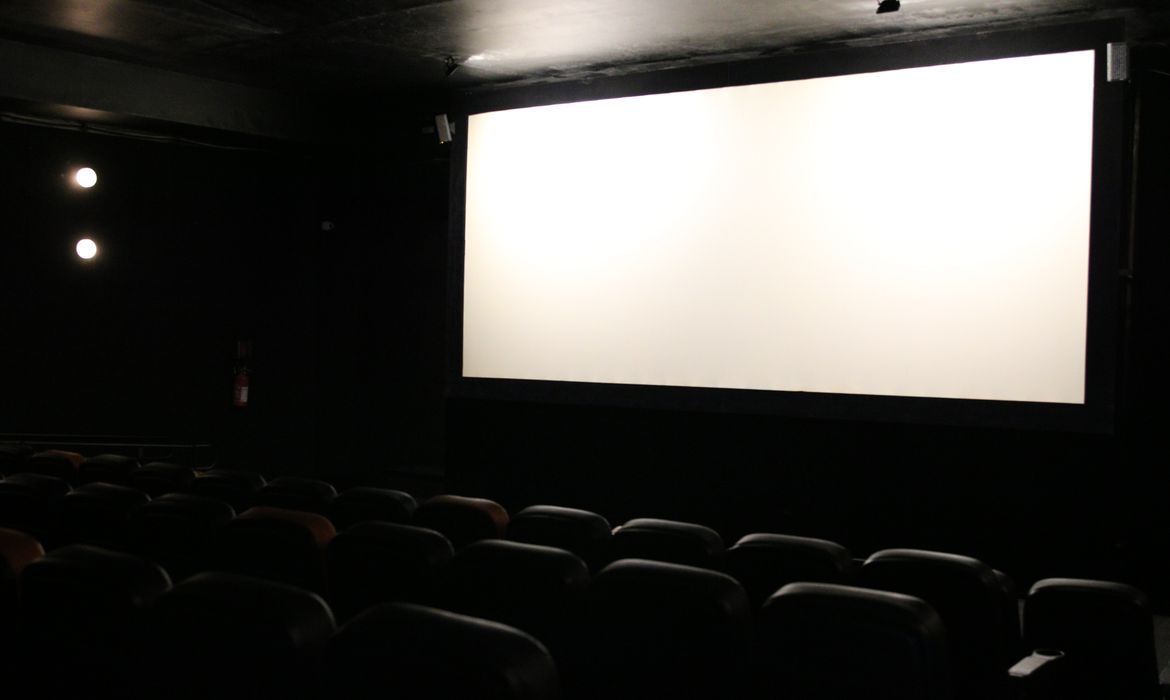 Rede Cinemaxx promove sessão social mensalmente