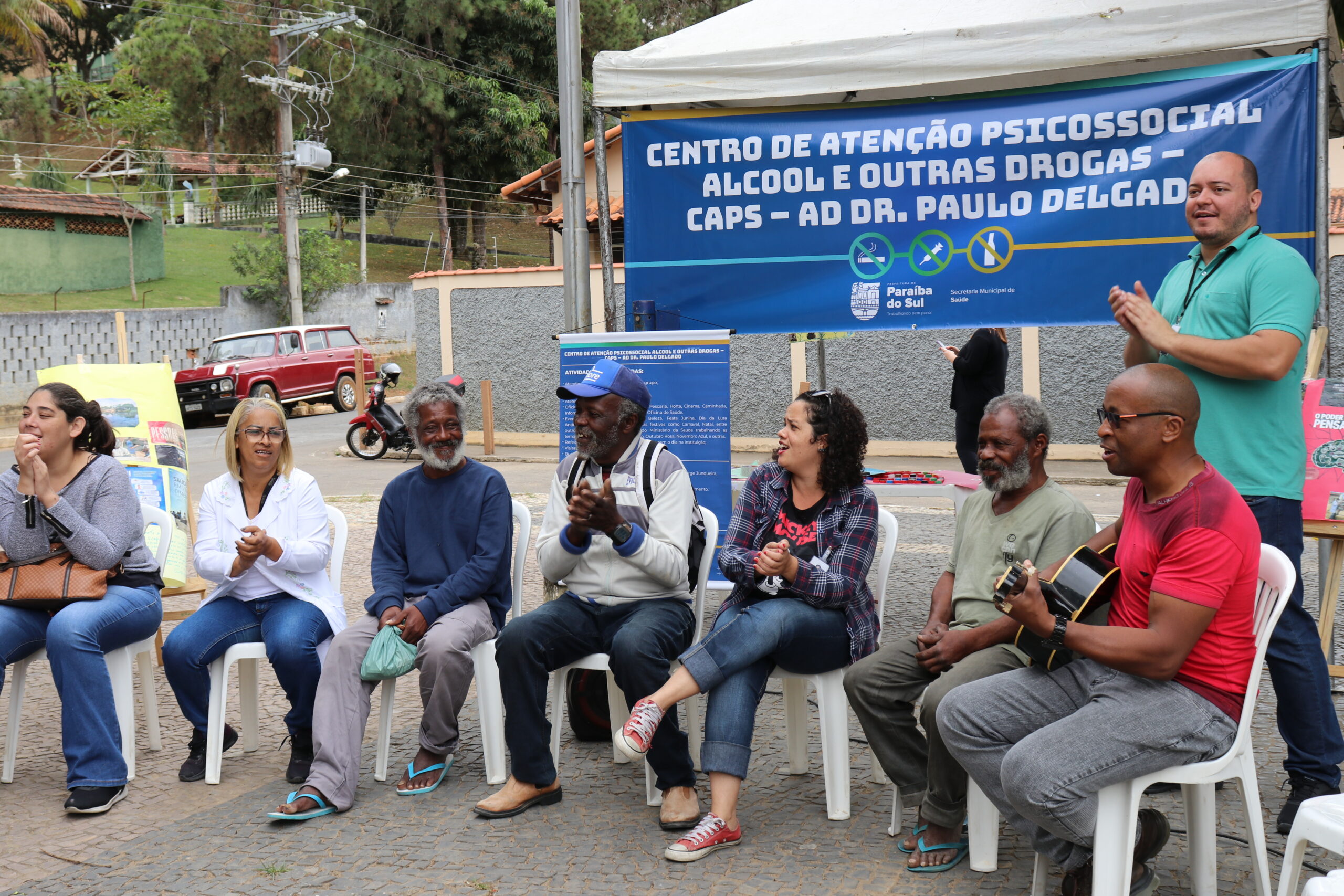 Projeto “Saúde Mental na Praça” fez atendimentos no Limoeiro, em Paraíba do Sul