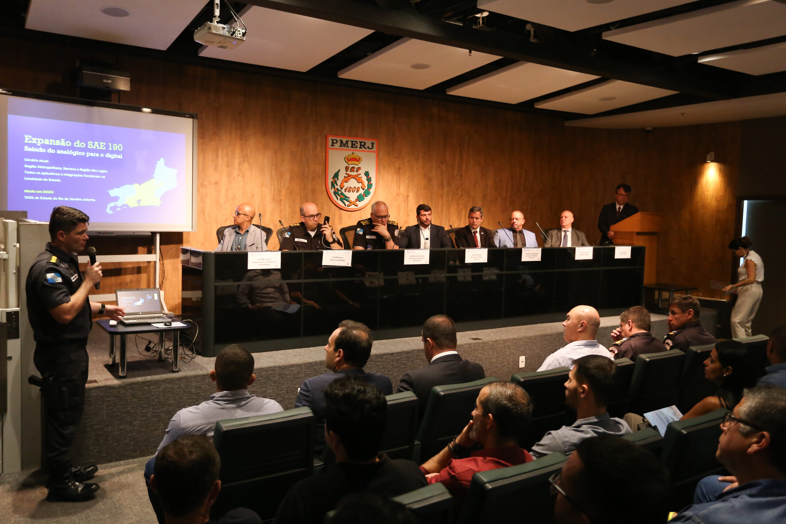 Programa 190 Integrado é apresentado para representantes de 70 municípios fluminenses