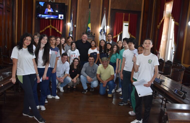 Dezessete estudantes participam da 34ª edição do projeto Câmara Mirim