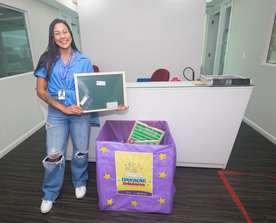 Secretaria de Estado de Educação e RioSolidario realizam campanha de arrecadação de brinquedos para o Dia das Crianças