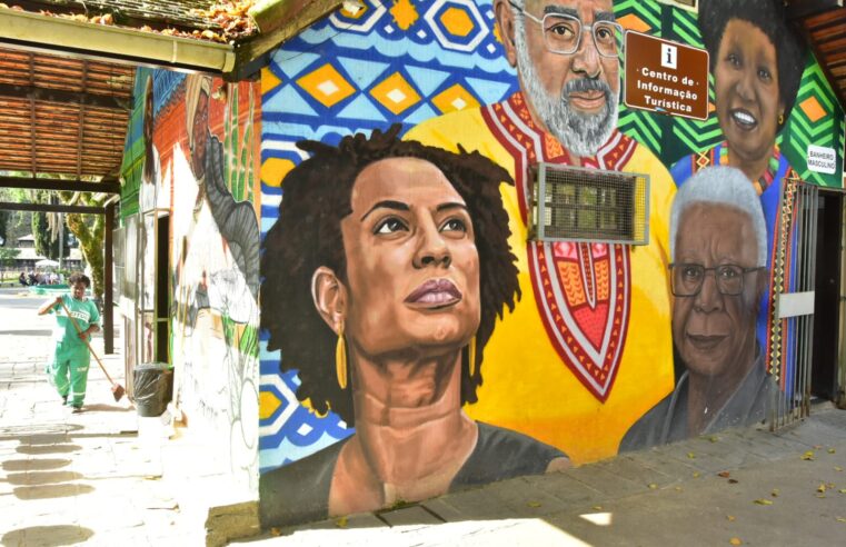 Grafite de Marielle Franco é reparado após sofrer ato de vandalismo