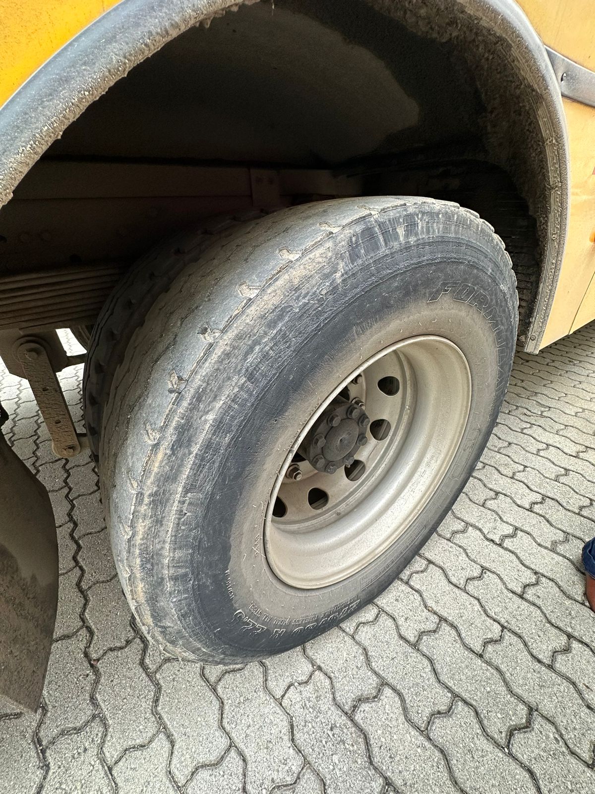 Vereadores denunciam falta de manutenção nos ônibus escolares de Petrópolis