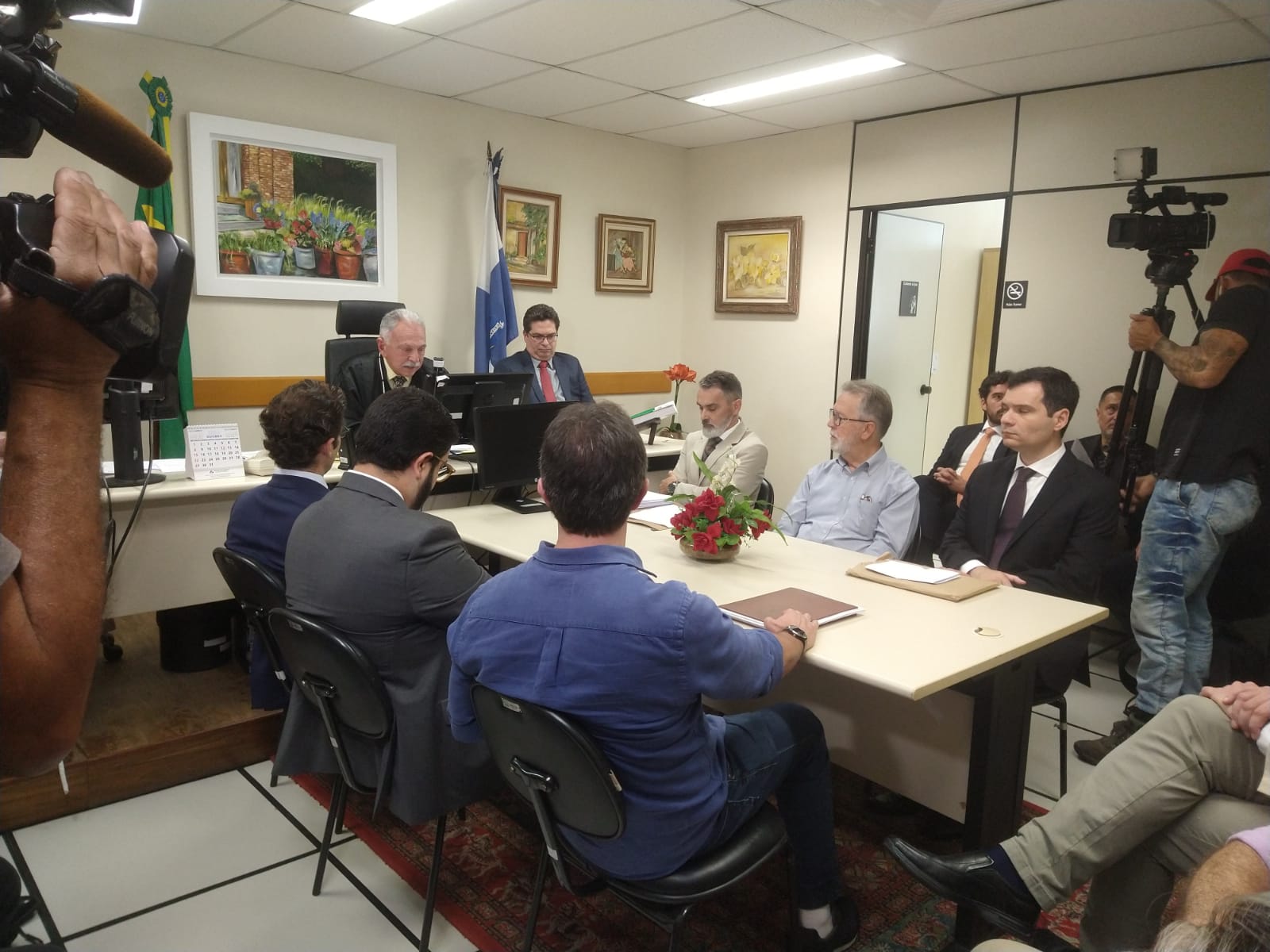 Limpserra e Prefeitura se comprometem a suspender processos sobre coleta de lixo