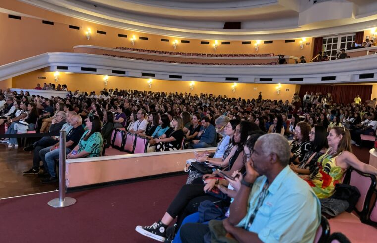 Quitandinha recebe centenas de visitantes no primeiro dia do seminário do Sesc RJ sobre comunicação e educação em saúde
