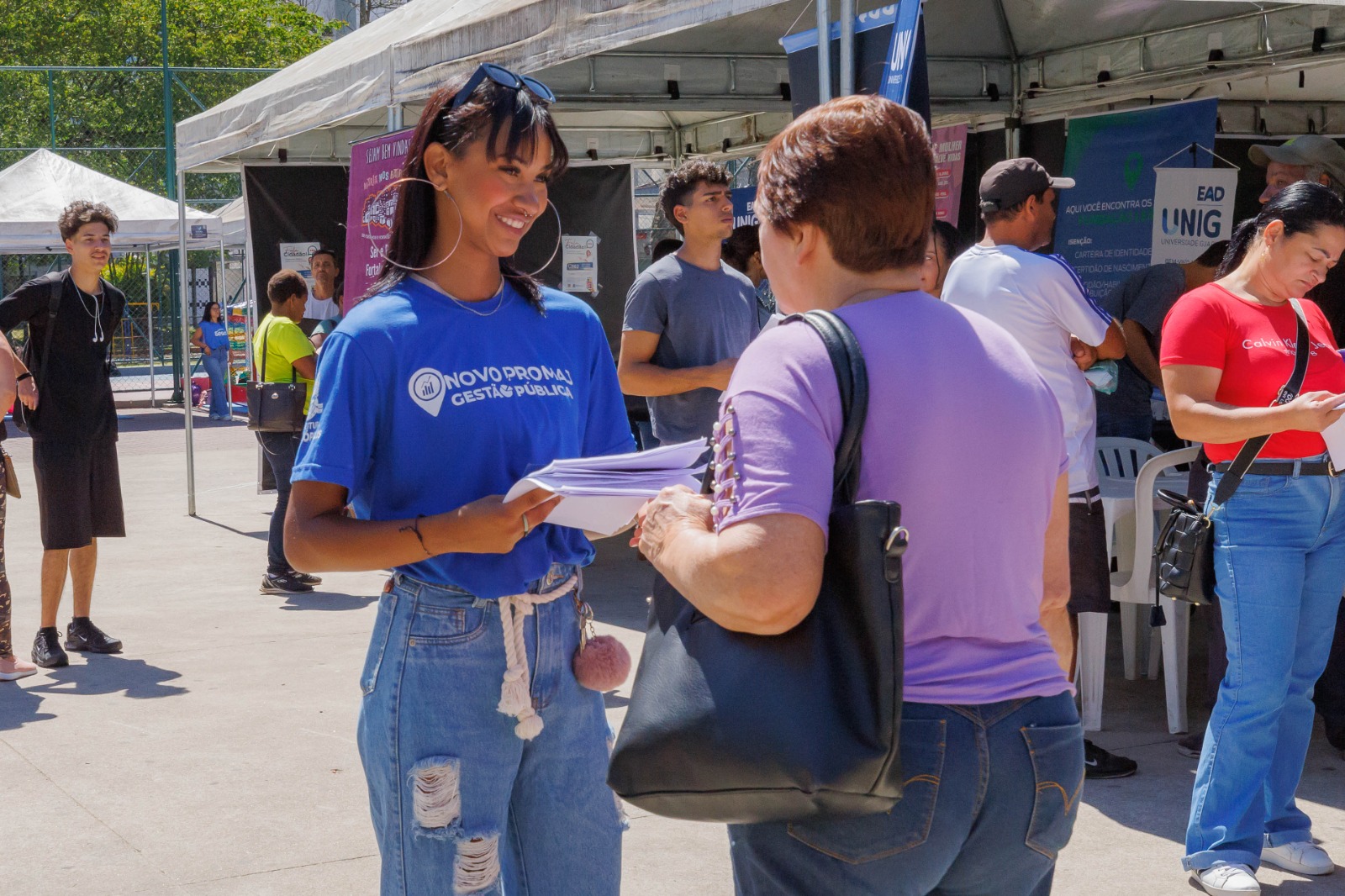 Feirão Emprega Terê e Carreta do Trabalhador seguem com serviços gratuitos até sábado, na Praça Olímpica, de 10h às 16h