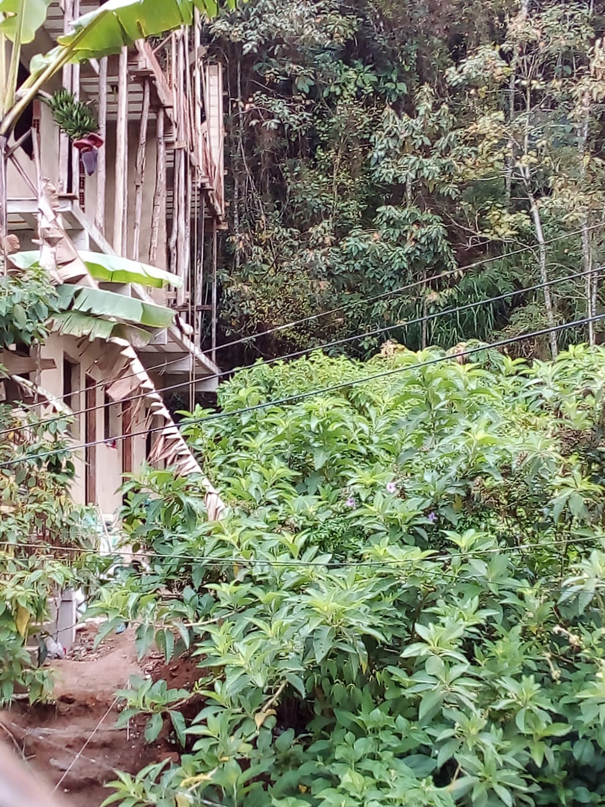 Construção irregular causa preocupação à moradores da Rua Fonseca Ramos