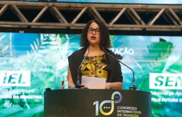 Indústria é o motor da soberania produtiva, diz ministra da Ciência