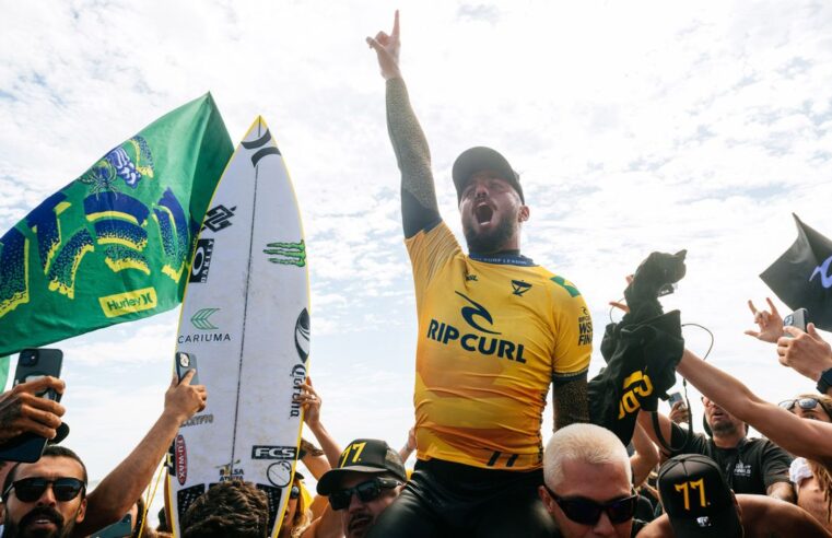 Filipe Toledo conquista bicampeonato mundial de surfe