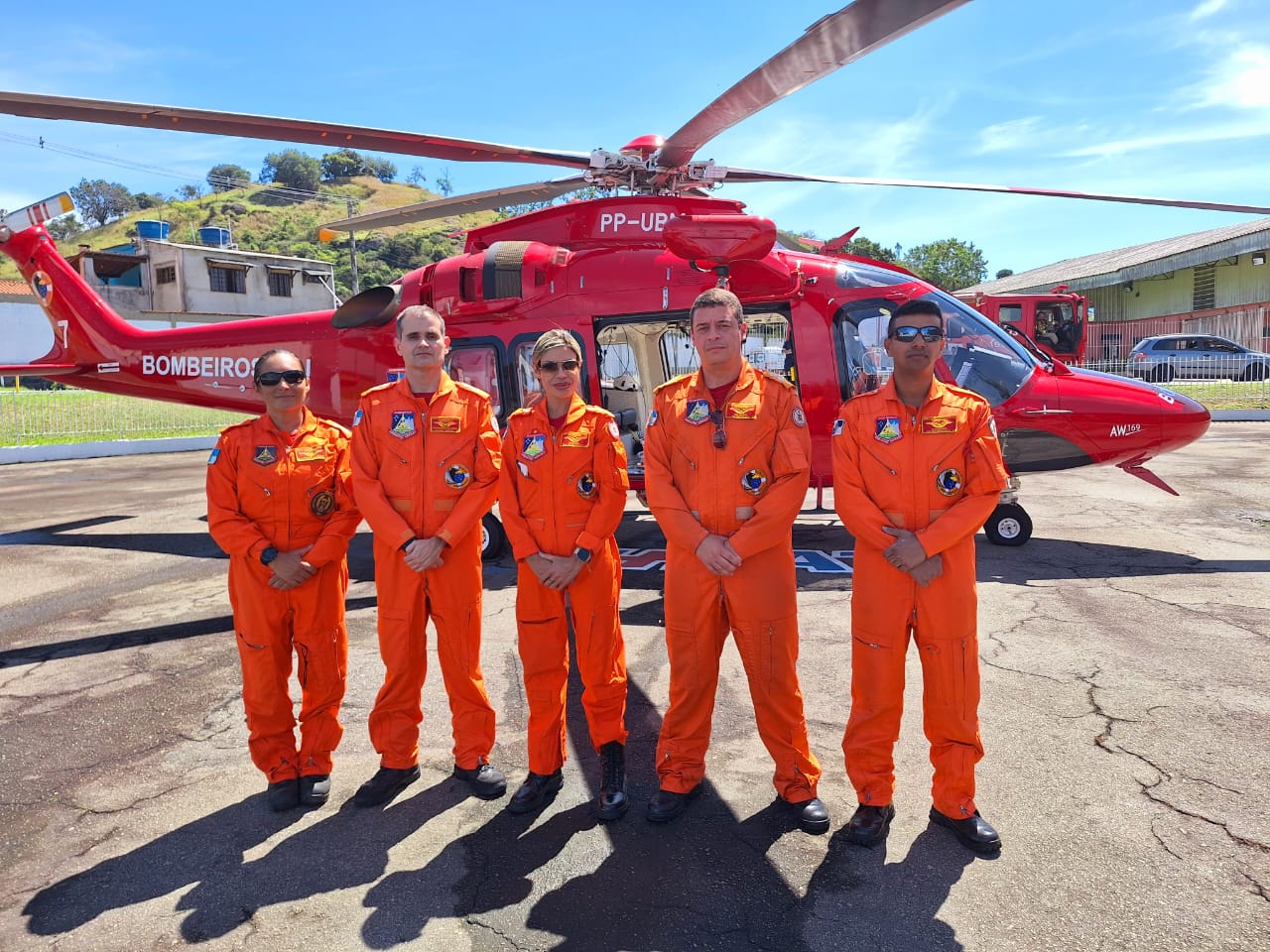 Corpo de Bombeiros RJ forma nova turma de 52 militares e comemora o Dia do Patrono da corporação