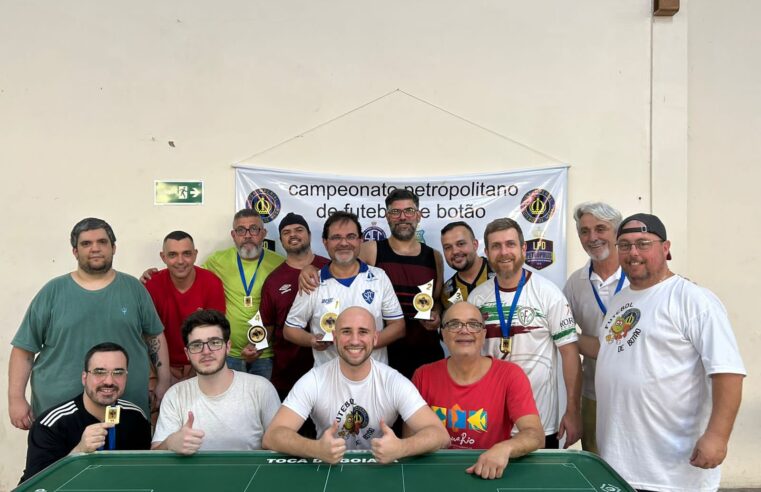 Terceira etapa do Campeonato Municipal de Futebol de Botão é realizada em Petrópolis