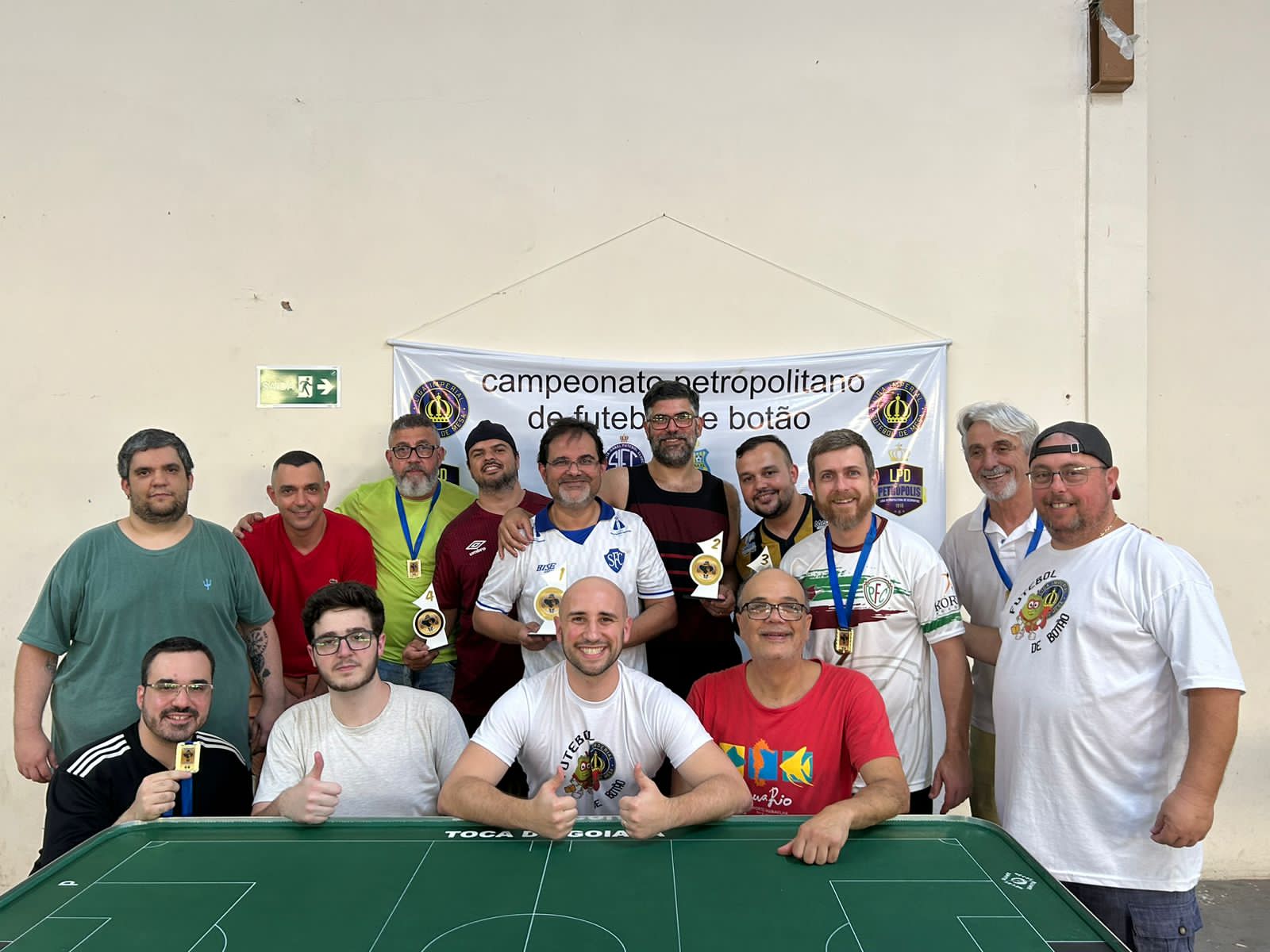 Terceira etapa do Campeonato Municipal de Futebol de Botão é realizada em Petrópolis