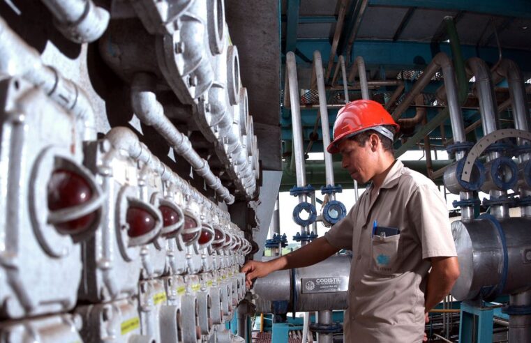 Vendas da indústria de máquinas têm queda de 16,5% em setembro
