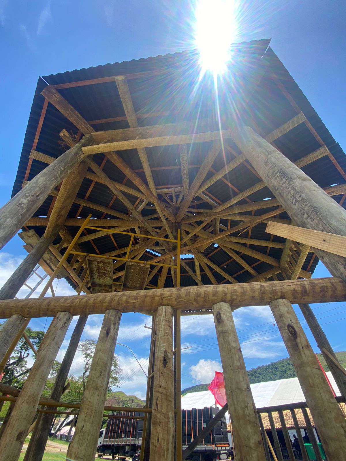 Legado do Rock The Mountain, palco Coreto é inspirado na Região Serrana e tem estrutura sustentável