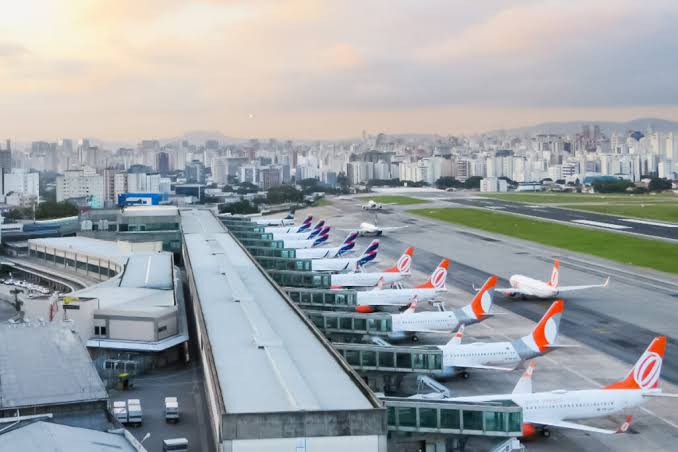 CPI propõe autorizar venda de milhas de clientes para empresas aéreas