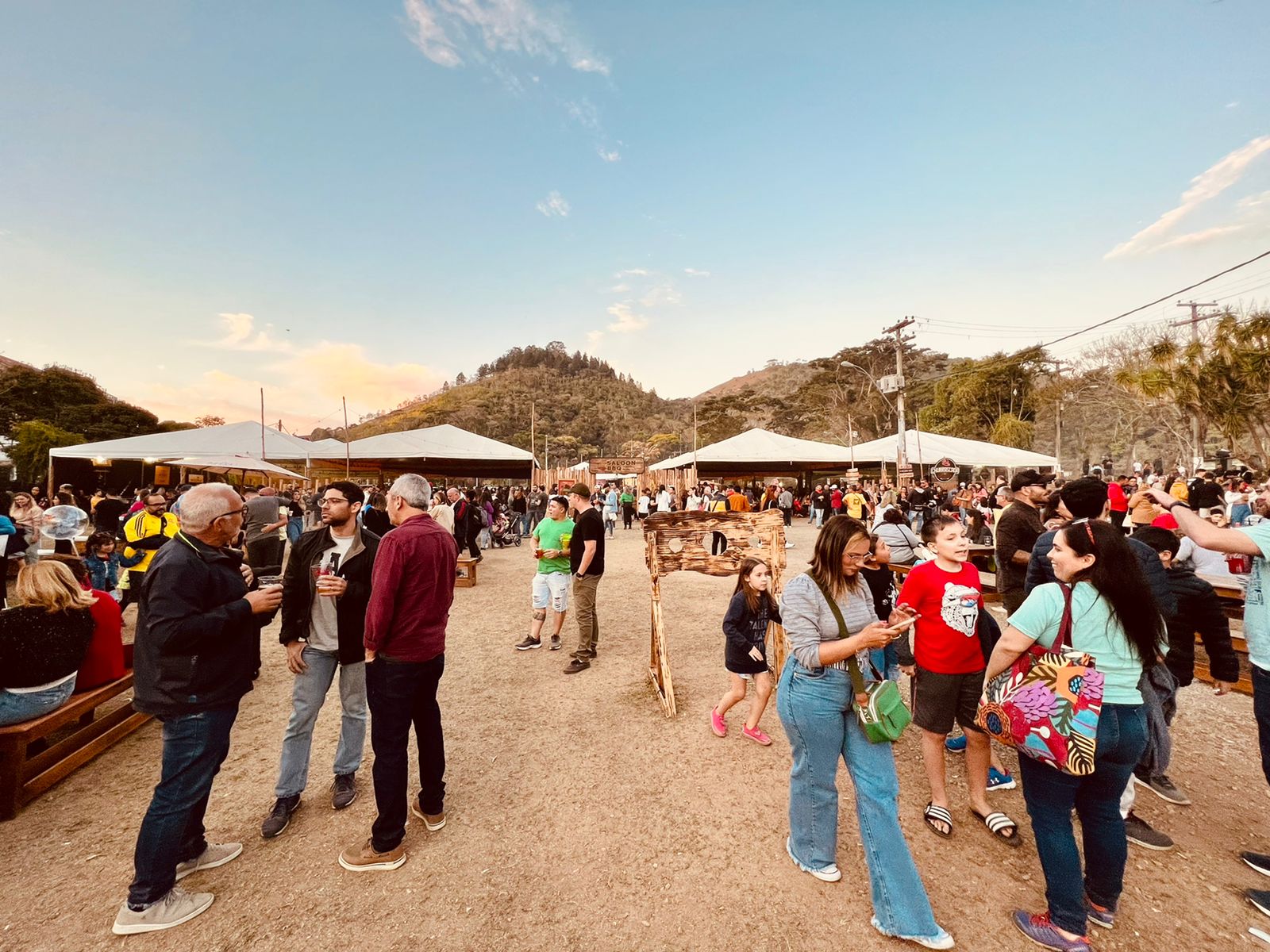 Itaipava recebe terceira edição do Saloon BBQ neste feriadão
