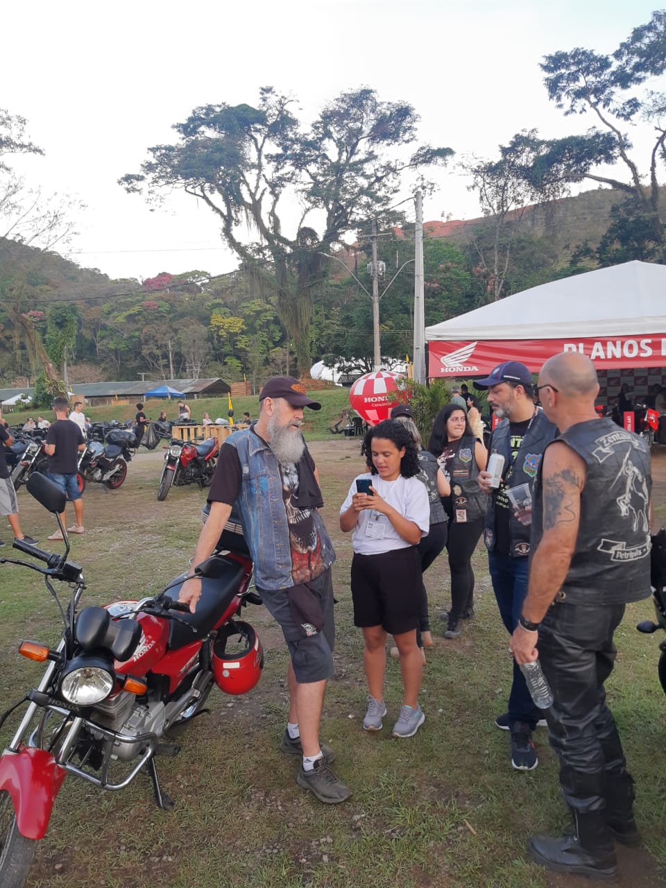 Turismo em Petrópolis: 94% dos visitantes em evento planejam retornar, reforçando a atratividade da cidade
