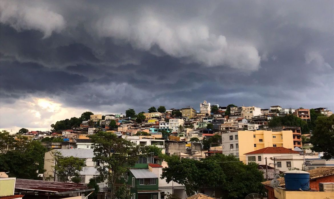 Previsão é de pancadas de chuva isolada para o Feriadão em Petrópolis
