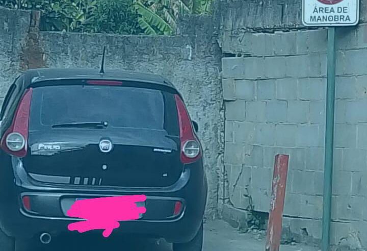 Estacionamento irregular causa problemas a moradores do Carangola