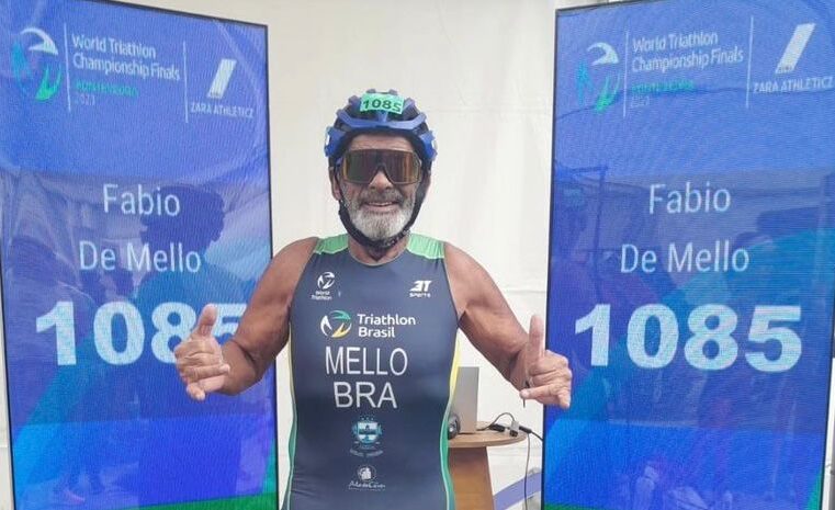 Atleta arealense de 73 anos participa de campeonato mundial de triathlon na Espanha
