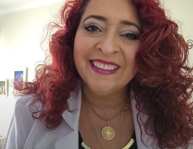 História de Superação: Psicóloga vence câncer de mama em Petrópolis