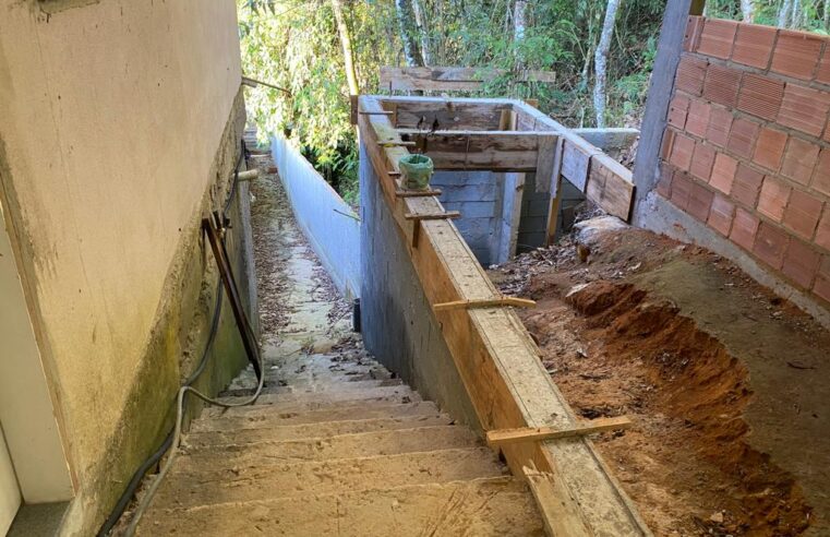 Polícia Ambiental encontra construção irregular em Petrópolis com auxílio de denúncia