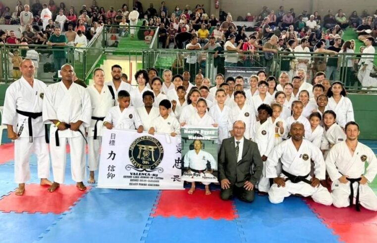 Atletas de Valença da Academia RK3 de Karatê se destacam em competições