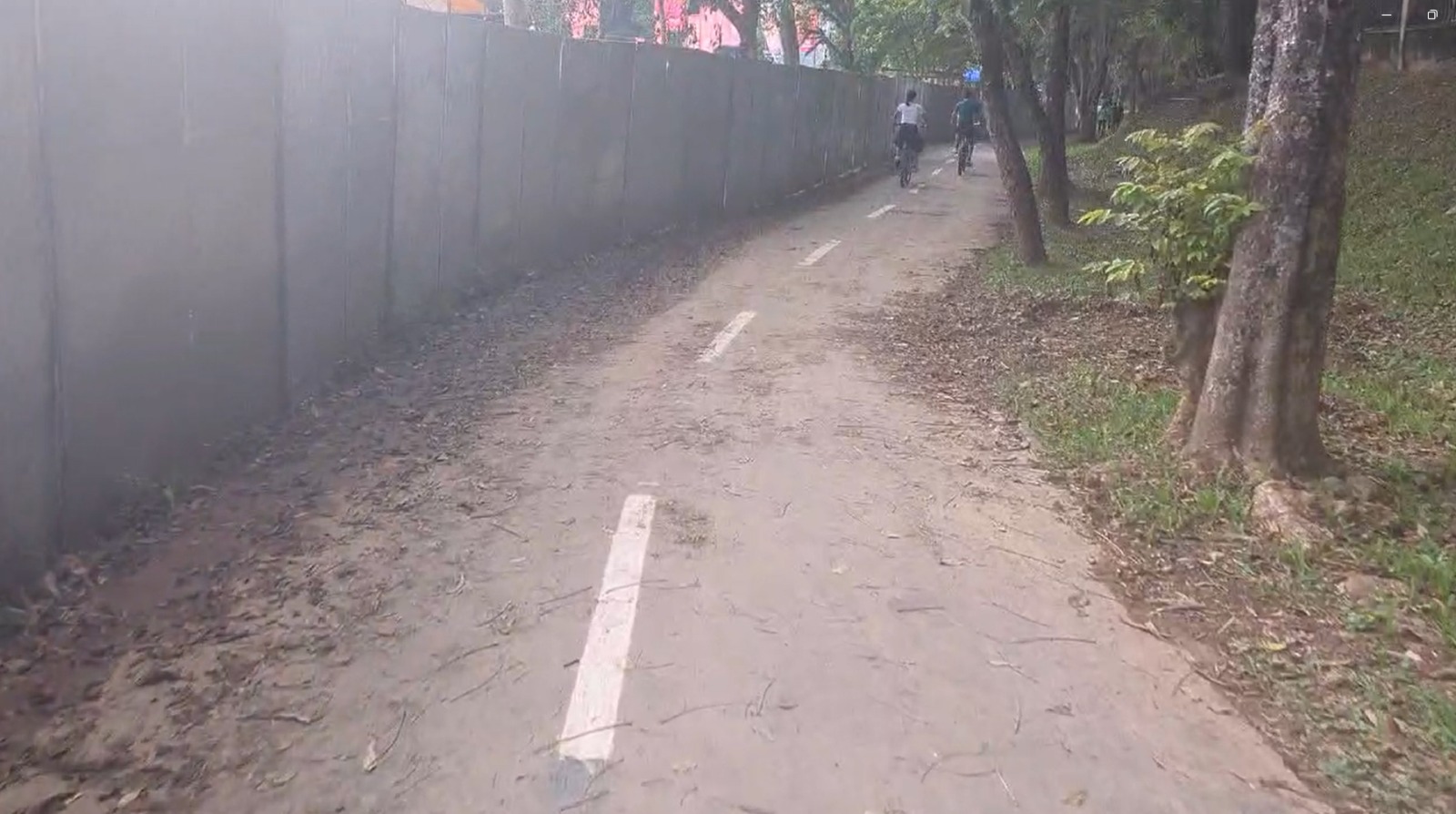 Patinadores denunciam condições precárias das ciclovias no Parque de Itaipava