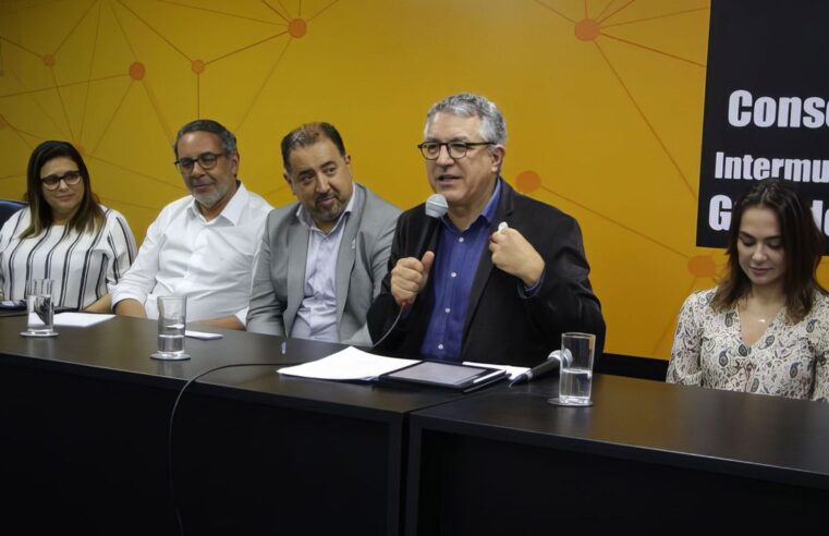 Padilha se reúne com prefeitos do Consórcio ABC em São Paulo