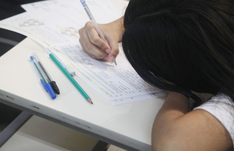 Mais de 900 mil alunos fazem 2ª etapa da Olimpíada de Matemática