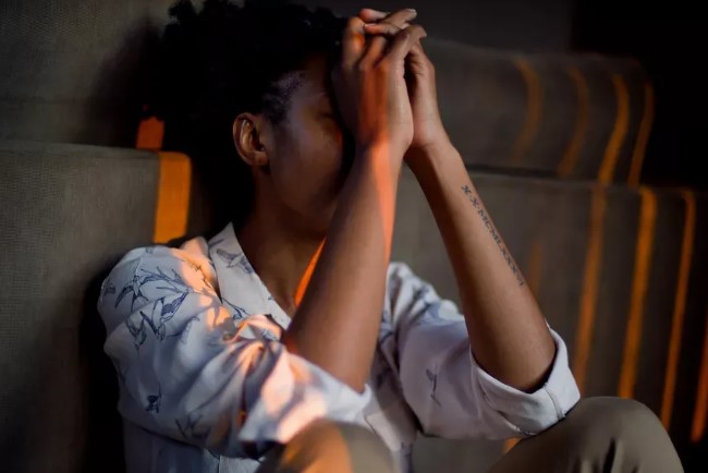 Preconceito racial impacta saúde mental da população negra