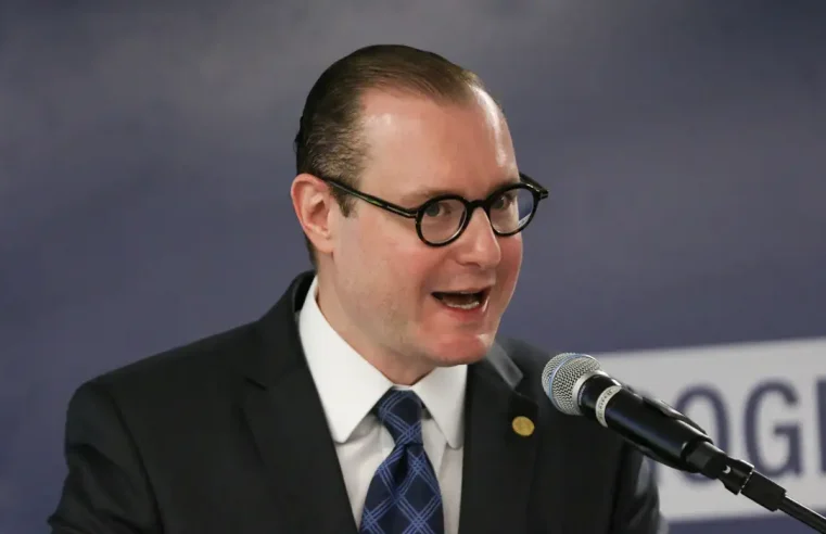 STF: Zanin vota por anular acórdão sobre revisão da vida toda no INSS