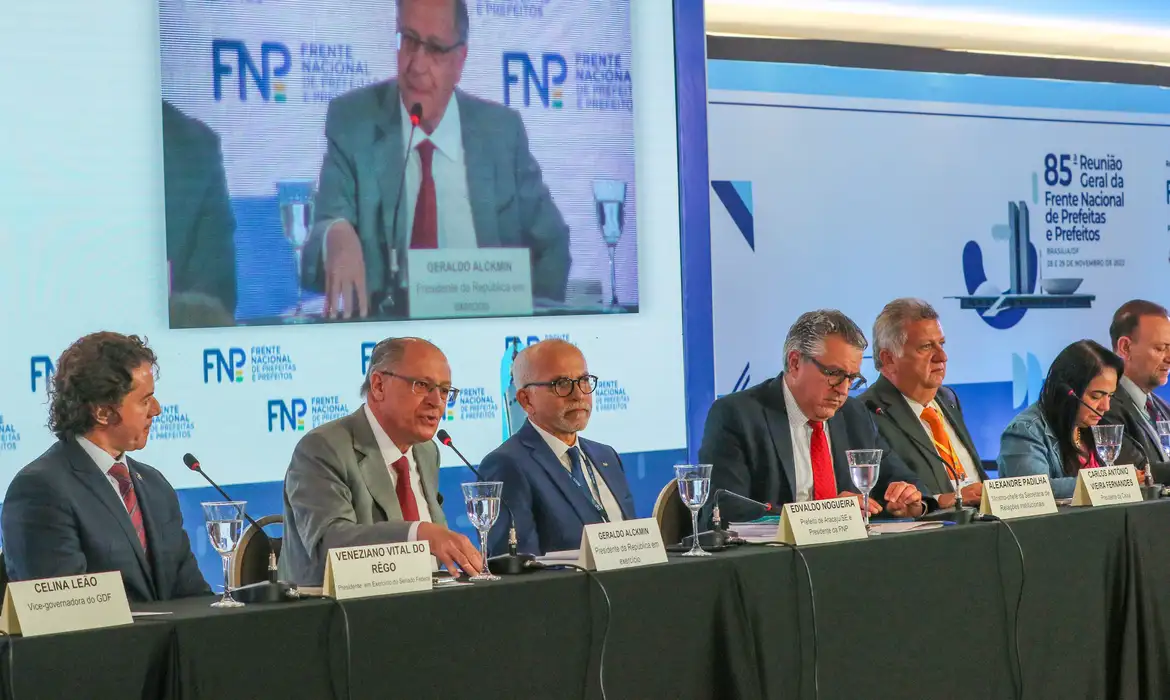 Alckmin confirma transferência de R$ 8,7 bilhões a municípios