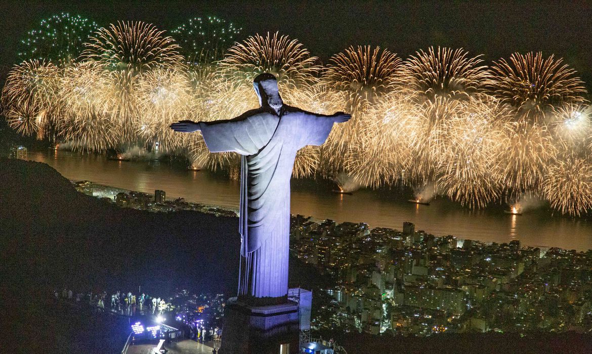 Réveillon do Rio terá dois palcos com orquestra, funk, pop e samba