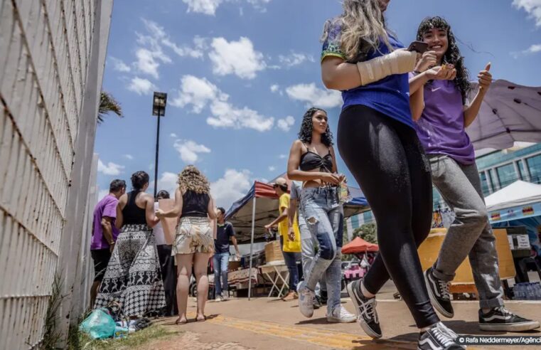Um em cada três alunos inscritos não compareceu ao segundo dia do Enem