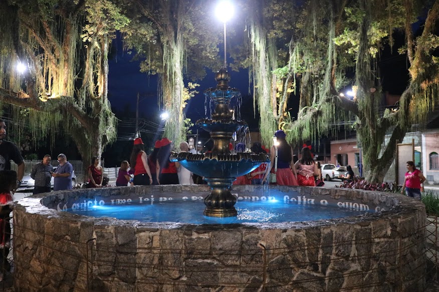 Paraíba do Sul inaugura Natal Iluminado 2023