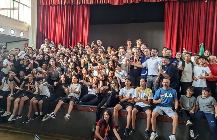 Alunos e escolas vencedoras do 59ºJeups são premiados em cerimônia de encerramento