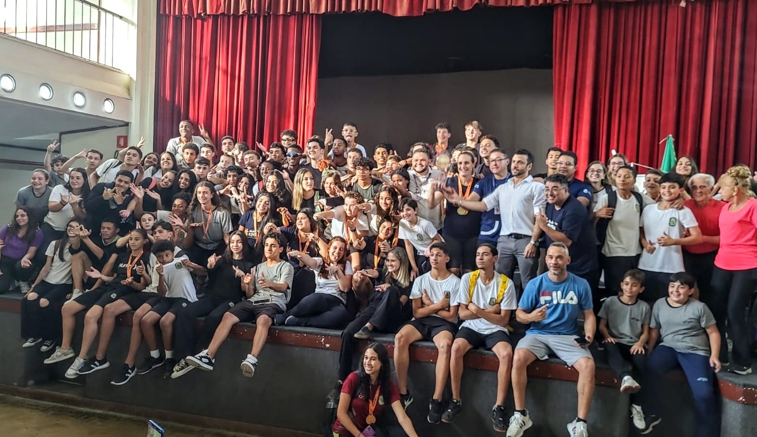 Alunos e escolas vencedoras do 59ºJeups são premiados em cerimônia de encerramento