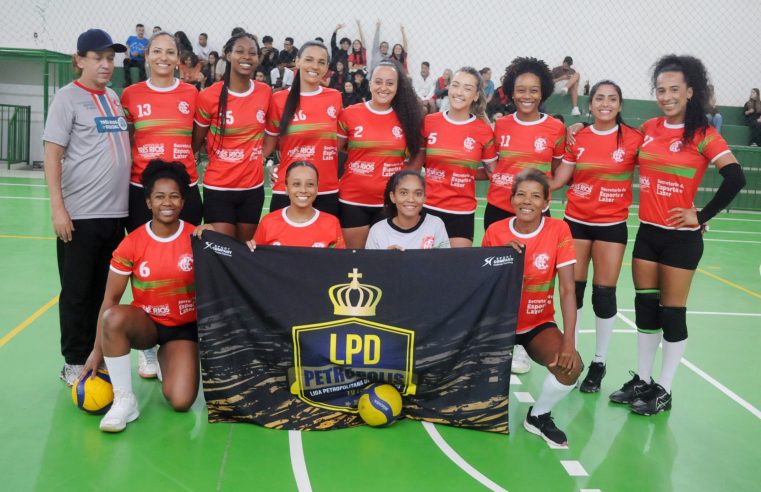 EC Vera Cruz/Magé Voleibol, no masculino, e EC Cascatinha/TR, no feminino, são os grandes campeões do vôlei em Petrópolis em 2023
