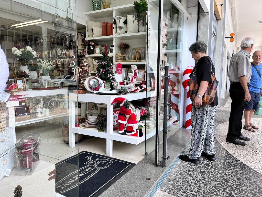 76% das vendas de Natal serão em lojas físicas