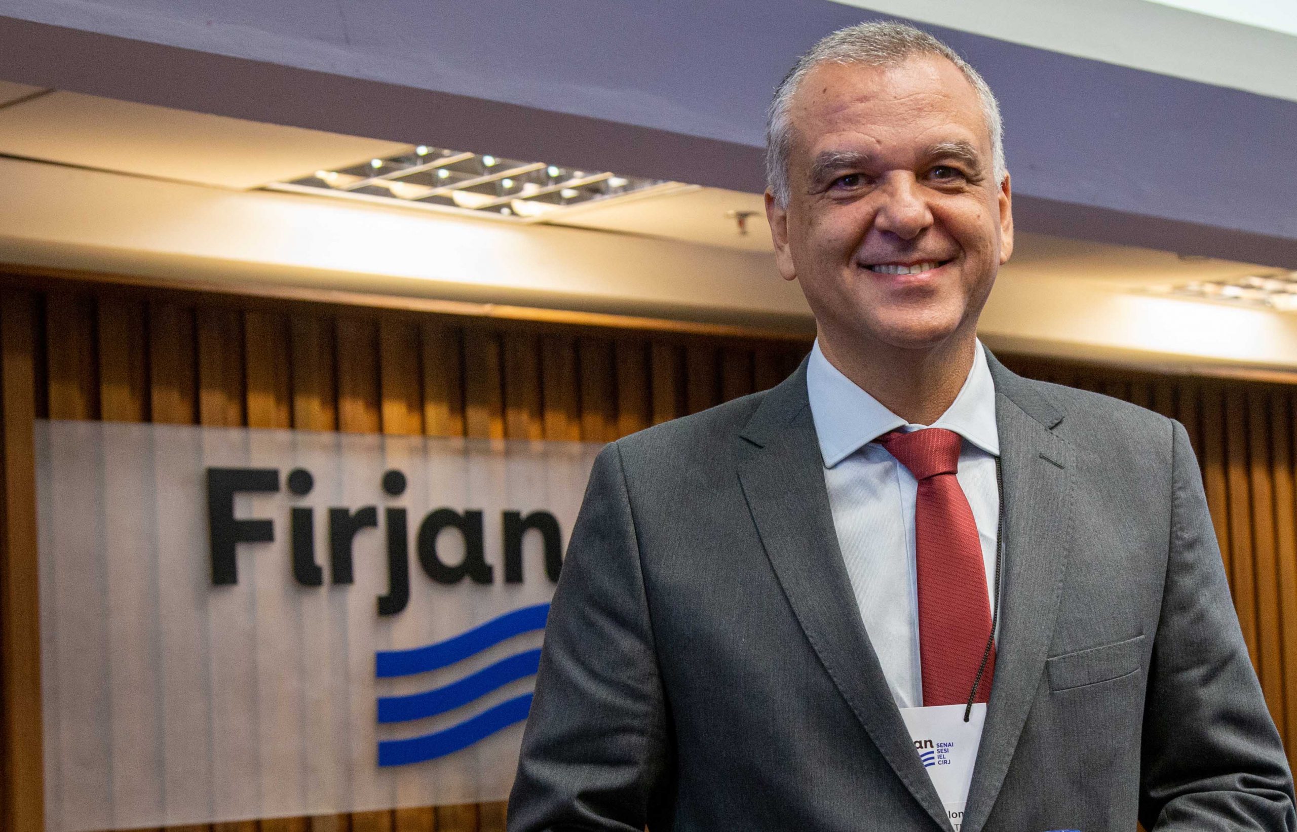 Em Petrópolis, setor industrial é responsável pela maioria das novas contratações do mês de outubro, aponta Firjan