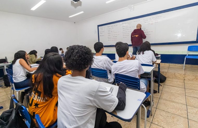 Governo do Estado fecha o ano com 3.400 novos professores em sala de aula 