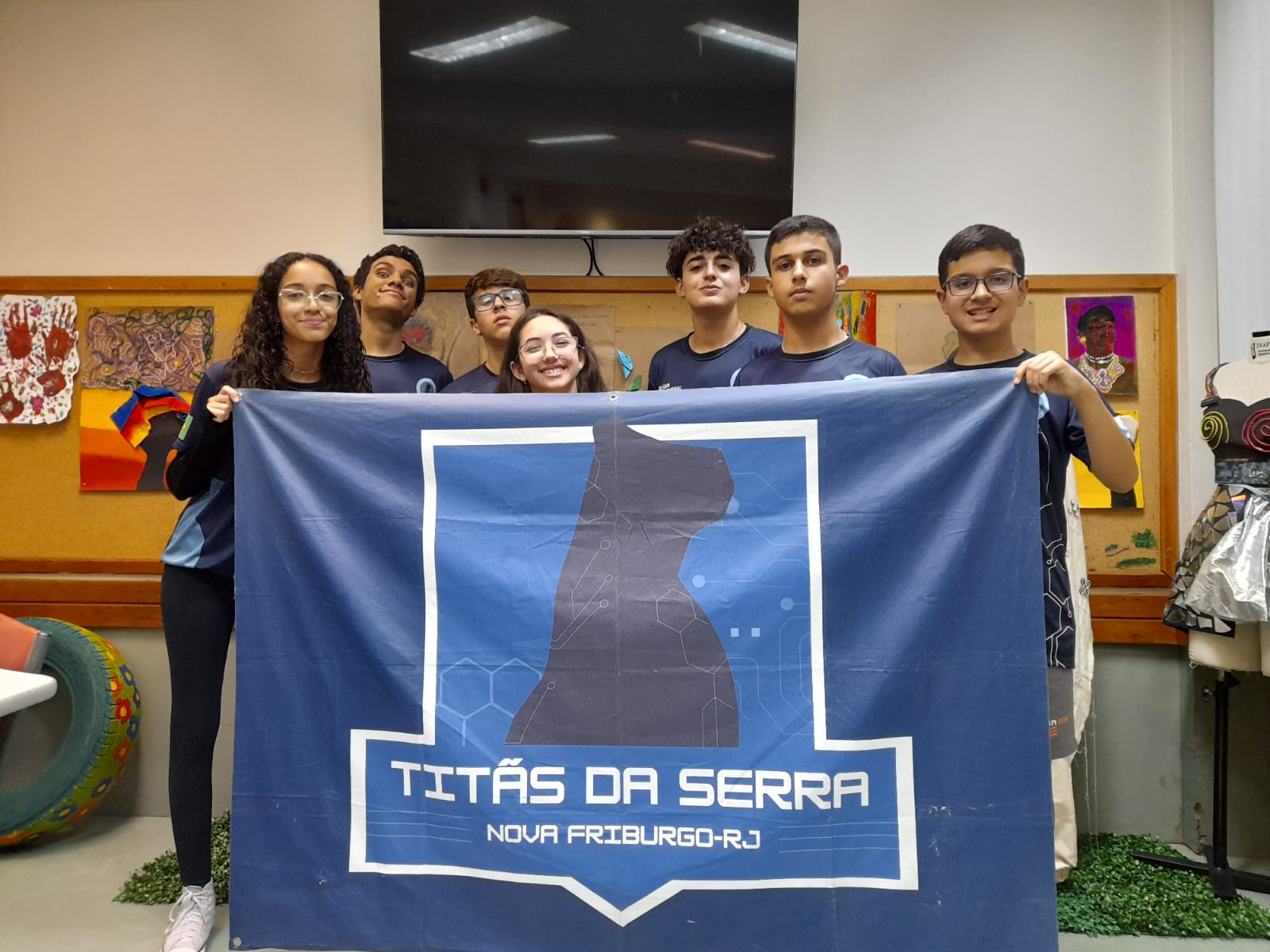 Alunos de Nova Friburgo vão disputar a etapa regional do Torneio de Robótica no Rio de Janeiro