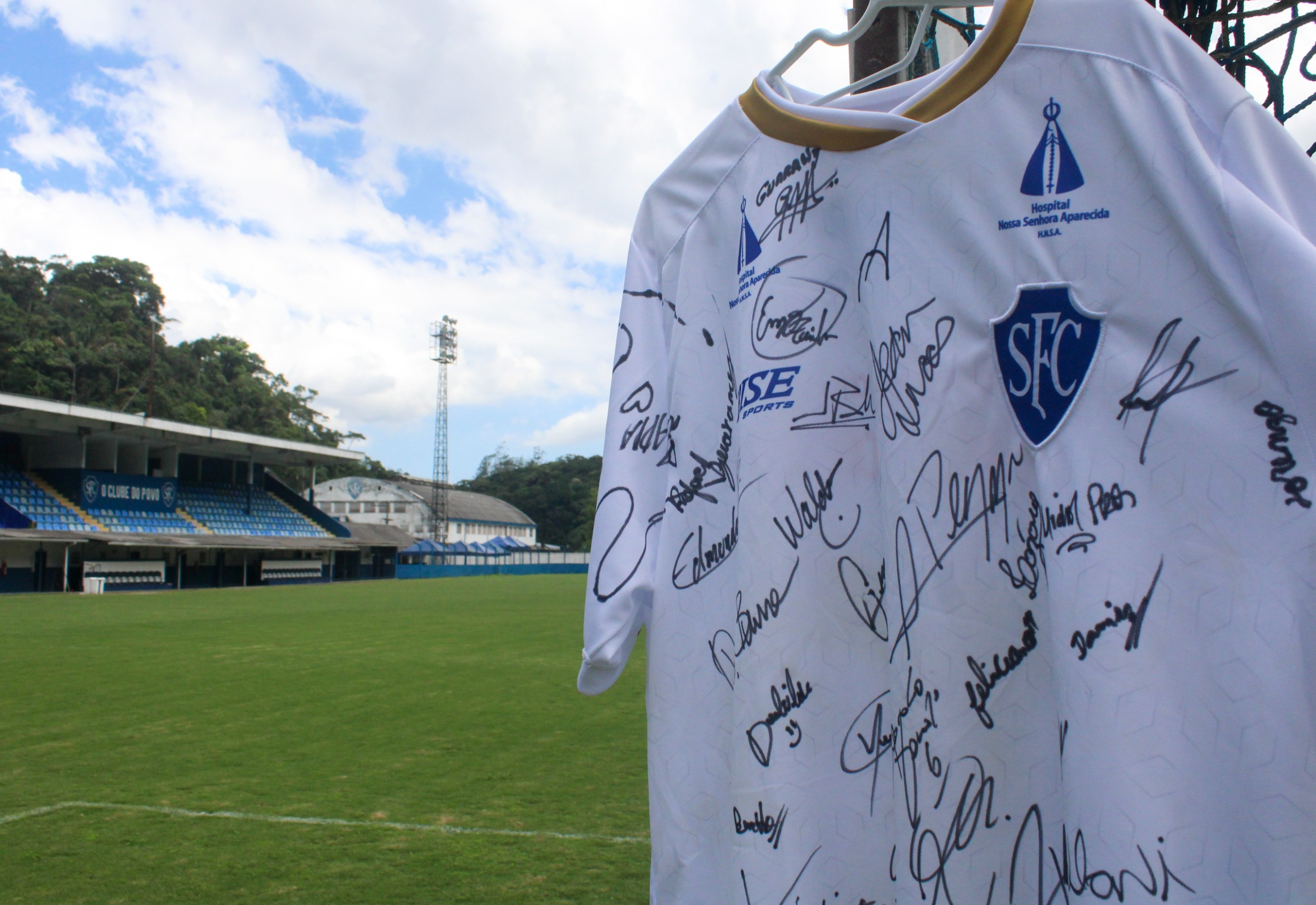 Chopp gratuito, sorteio de camisa autografada e bar personalizado para transmitir o jogo da final do Serrano neste sábado (02)