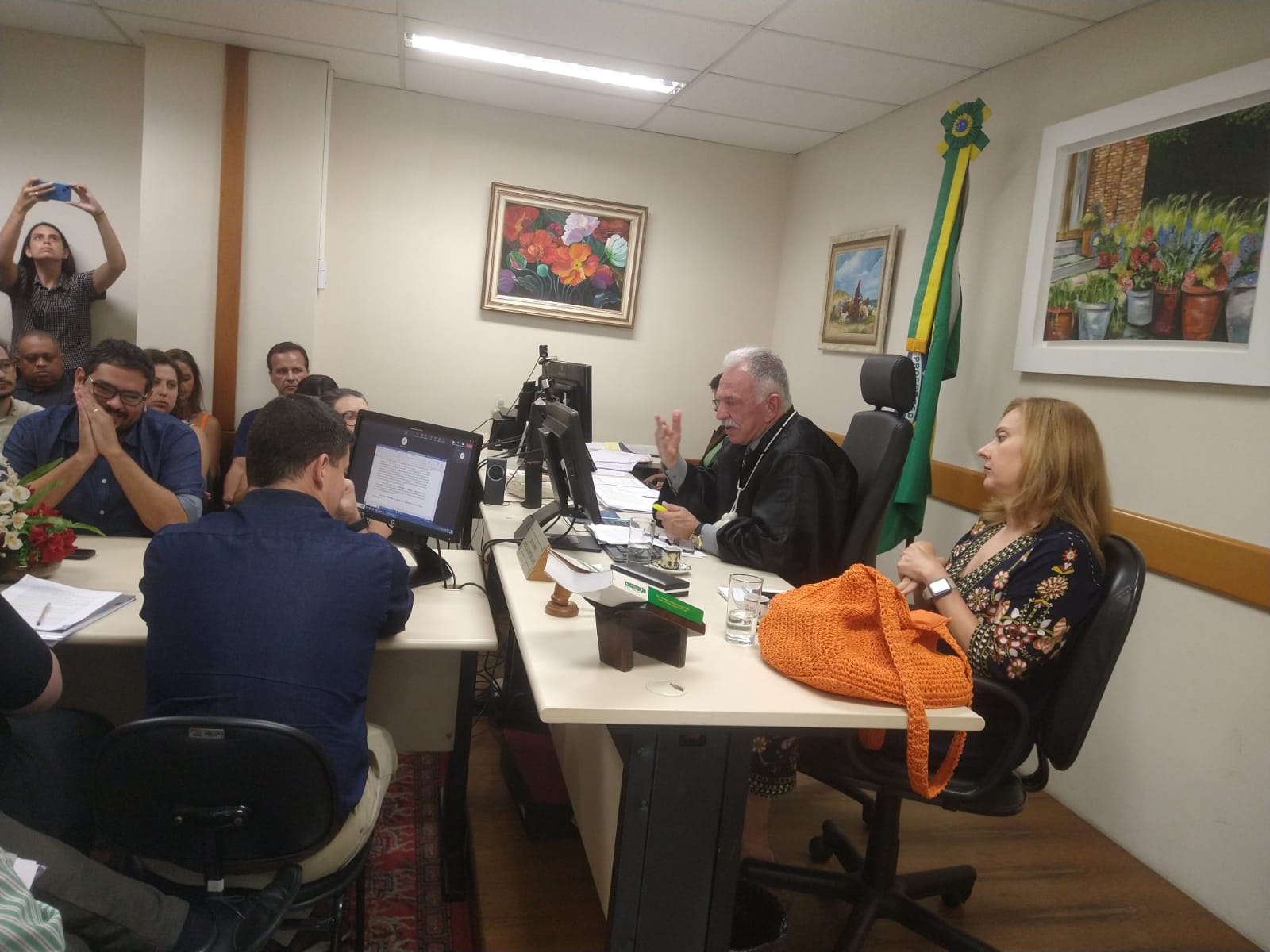 4ª Vara Cível deve encaminhar questão dos ônibus à investigação penal