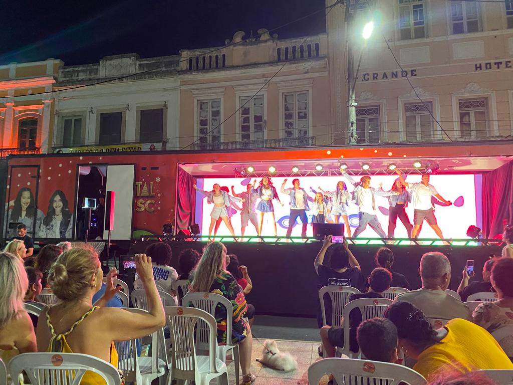 Natal com Dó Ré Mi e Padre Omar encanta público