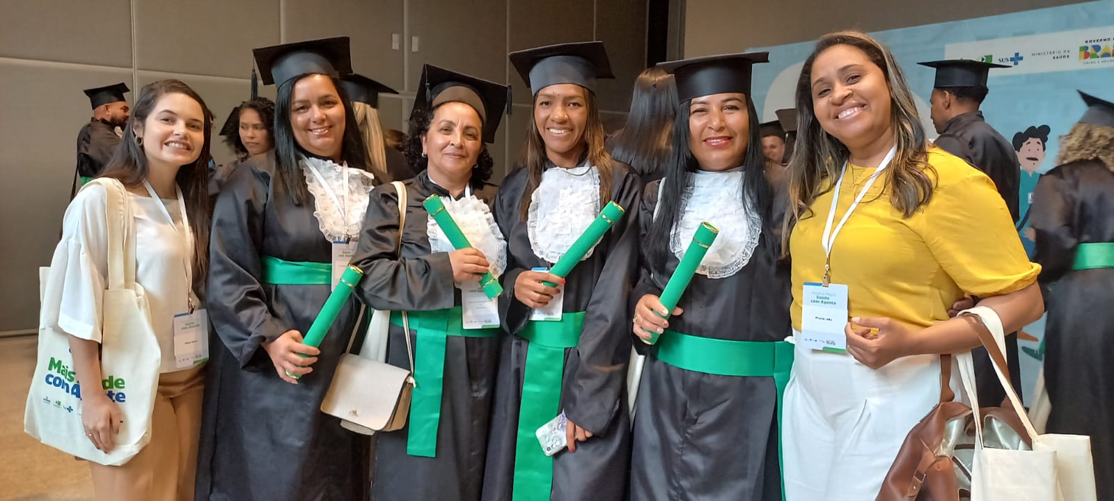 Agentes de Petrópolis se destacam na 1ª Mostra Saúde com Agente em Brasília