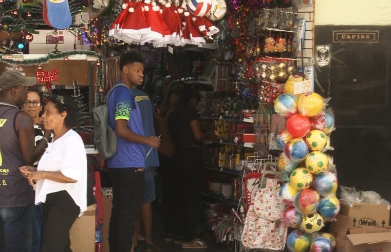 Comércio aposta nas festas de fim de ano para alavancar resultados